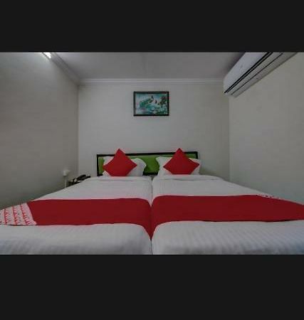 Anupama Hotel Visákhapatnam Kültér fotó