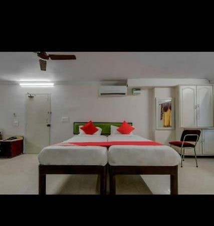 Anupama Hotel Visákhapatnam Kültér fotó